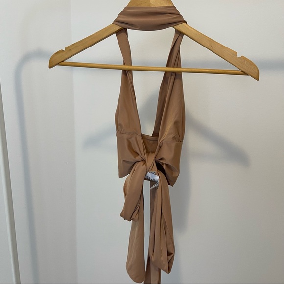 Princess Polly halter top - Picture 2 of 2